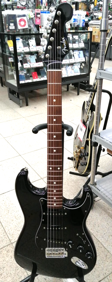 Fender Japan Stratocaster Guitar ST62 All Black Matching Head Made