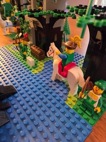 Lego Forestmen. All 7 original series sets. 6066,6054,1974,6077,1680,1877,6071