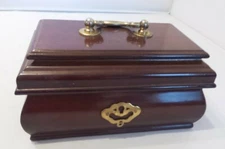 BOMBAY CO.  WOOD SMALL MUSIC JEWELRY BOX