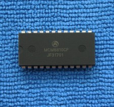 5pcs MCM6810CP 6810CP MCM6810 IC 128 8-bit Random-Access Memory DIP-24