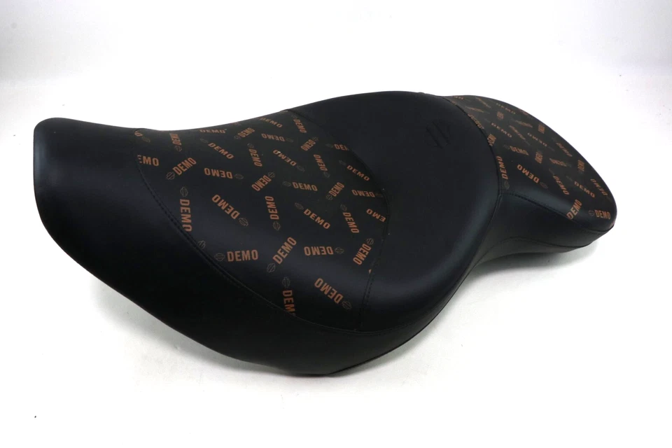 Asiento conductor Harley-Davidson negro Seat Driver Cross Bones 08-11 51469-06 Foto 3 de 4