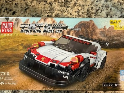 Mould King 27010 Model Car Building Block Set Porsche 911 RSR Style 349 Pieces