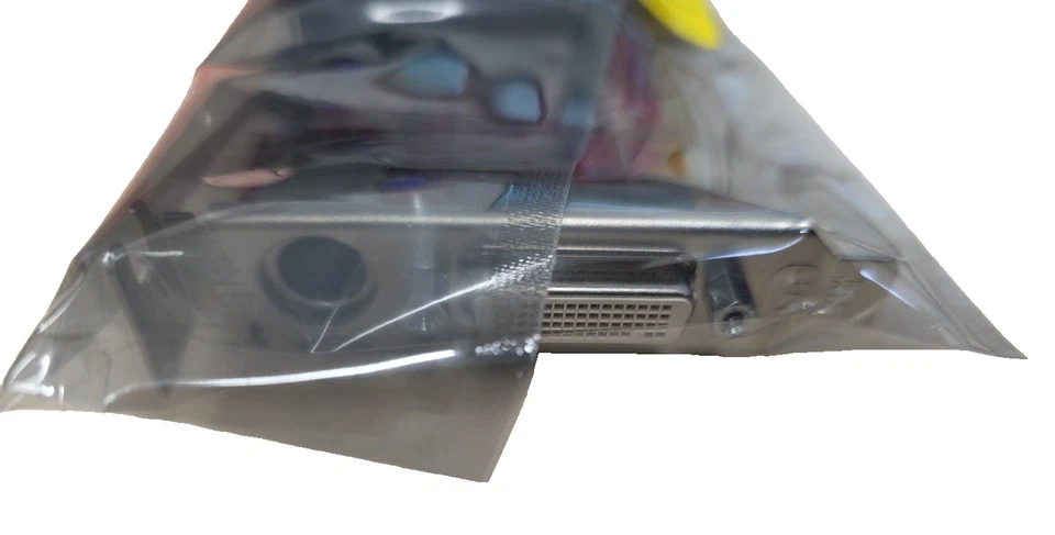 Dell ATI Radeon HD 3450 256MB Low Profile PCIe DMS-59 Video Card Y103D AMD B629 - Image 3 of 4