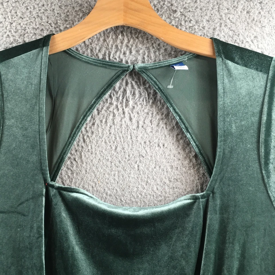Mono para mujer Old Navy 4X terciopelo verde pierna ancha ojo de cerradura espalda manga corta NUEVO Foto 3 de 4