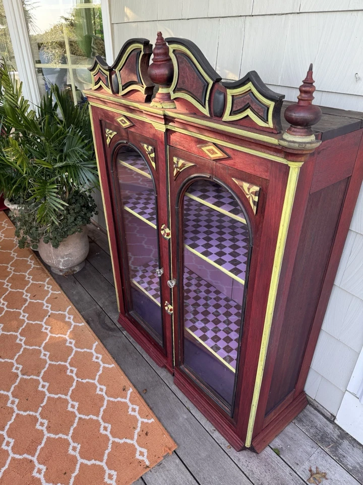 Antiguo armario de caoba Foto 2 de 3