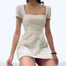 Women’s White Lace Short Sleeve Dress with A Square Neck. Size Extra Small.