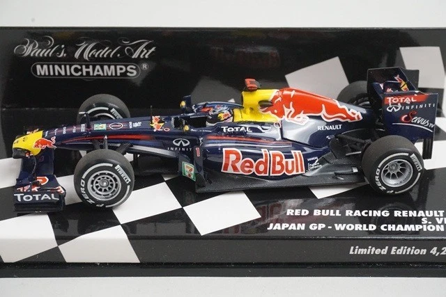 1:43 MINICHAMPS 410110301 Red Bull Racing Renault RB7 Japanese GP 2011 #1 - Image 3 of 4