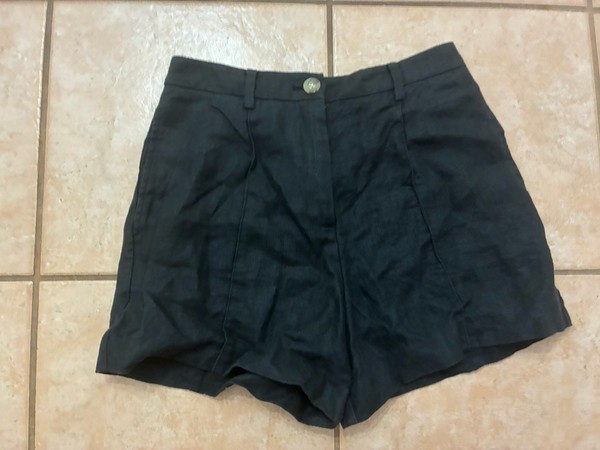Women's *~*WITCHERY*~*   Black Linen Shorts   Size  8