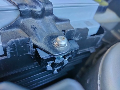 Kit réparation fixation maintien batterie Peugeot 206 + Visserie + Notice - Imagen 5 de 6