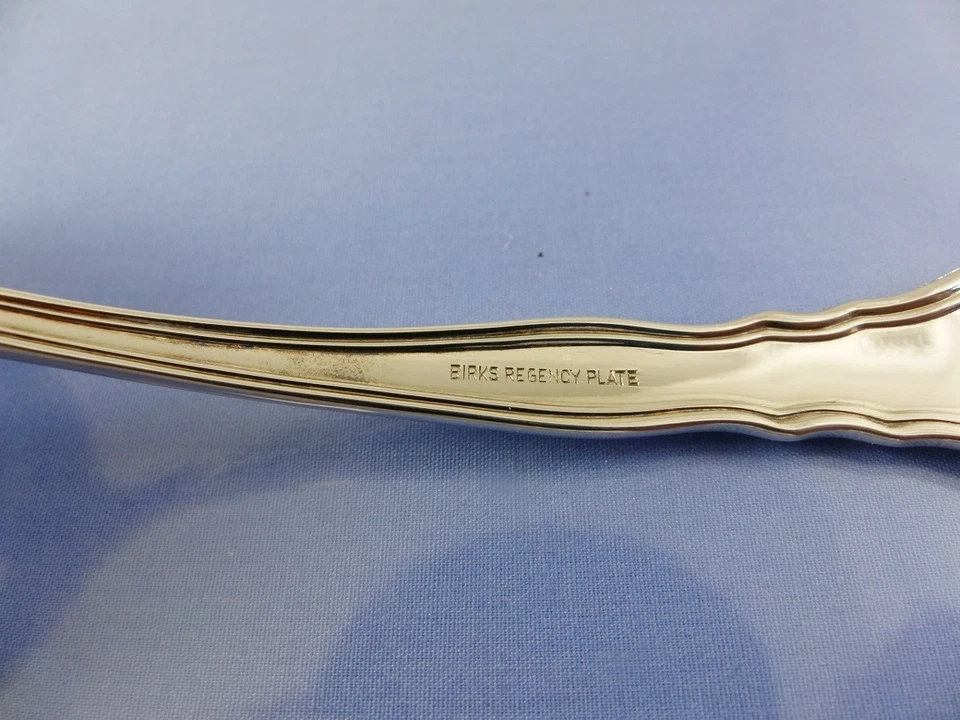  CHIPPENDALE 1943 GRAVY o cucharón de salsa por BIRKS REGENCY PLATE Foto 4 de 4