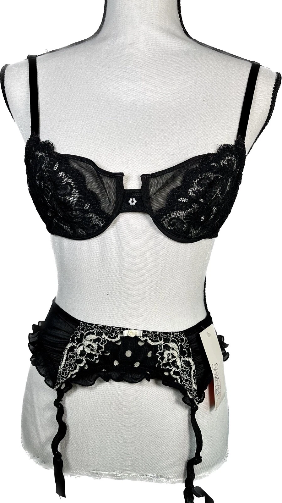 Soutien gorge vintage Christian Dior dentelle noire délicate UW non doublée + ceinture jarretière S neuve 34C 36B