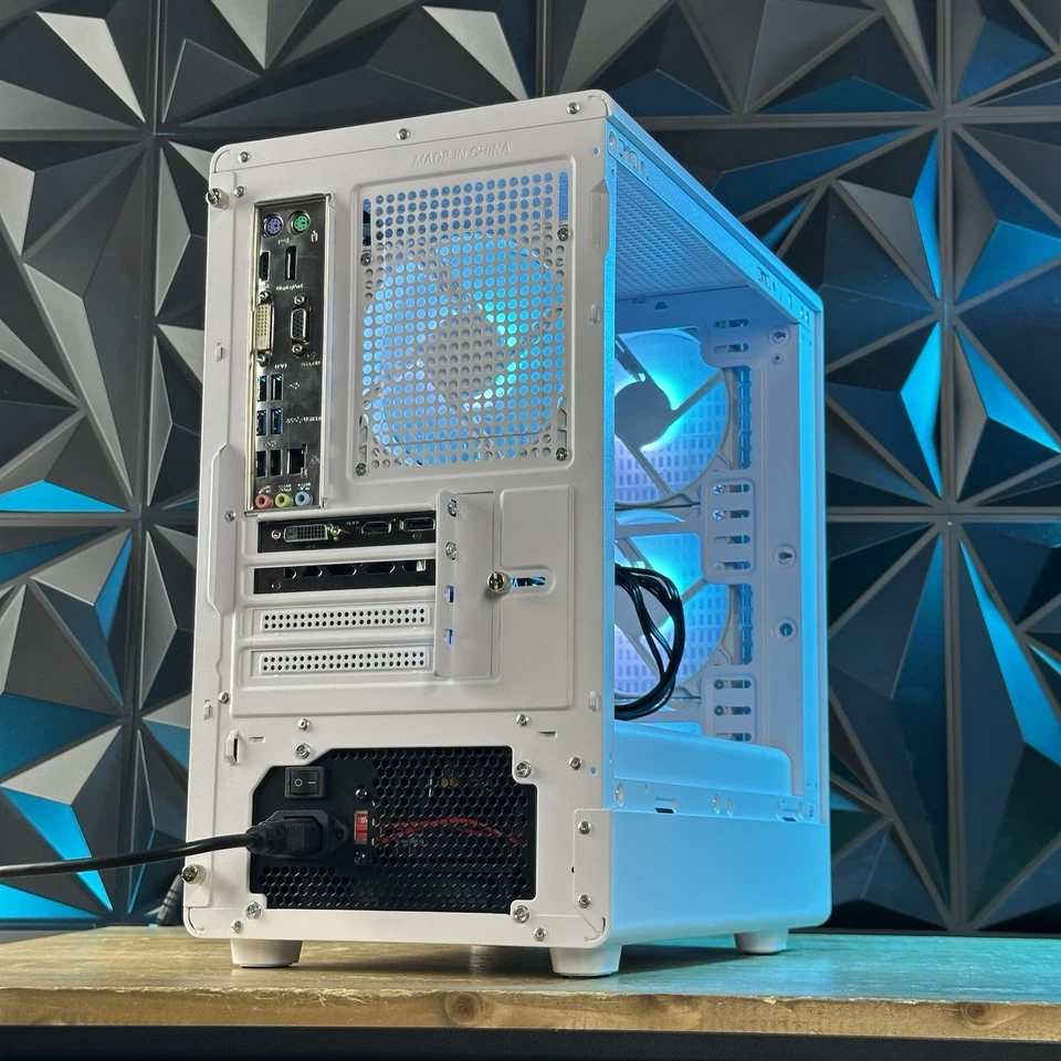 Custom White Gaming Desktop PC Intel i5 8gb 1TB + SSD- Nvidia Quadro k2000 2gb - Image 2 of 4