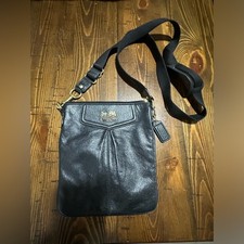 Vintage Coach Soft Black Leather Crossbody Bag 44384 GUC