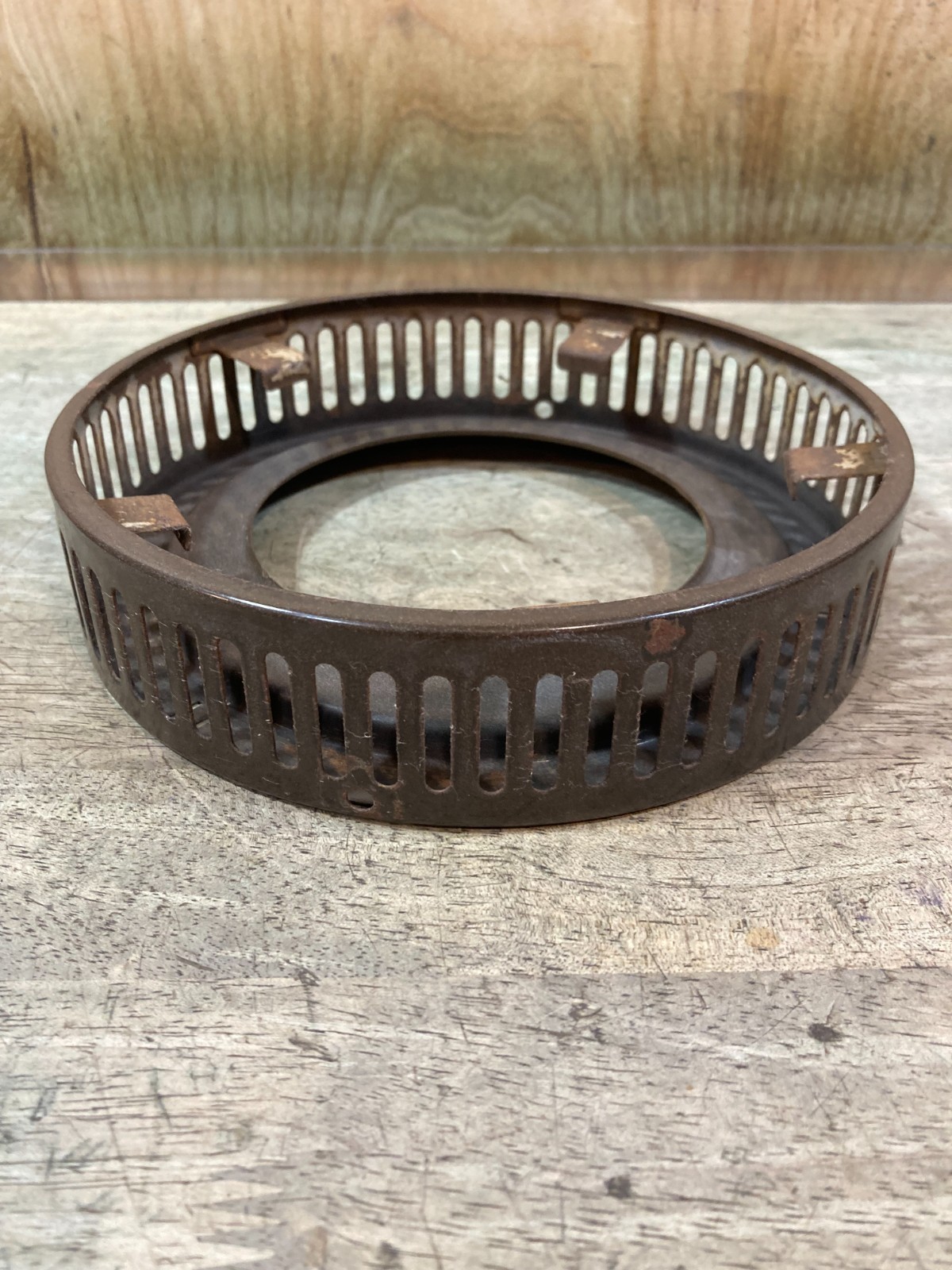 Kerosun Moonlighter Omni 15 Heater - Chimney Top - Surface Rust, Discoloration