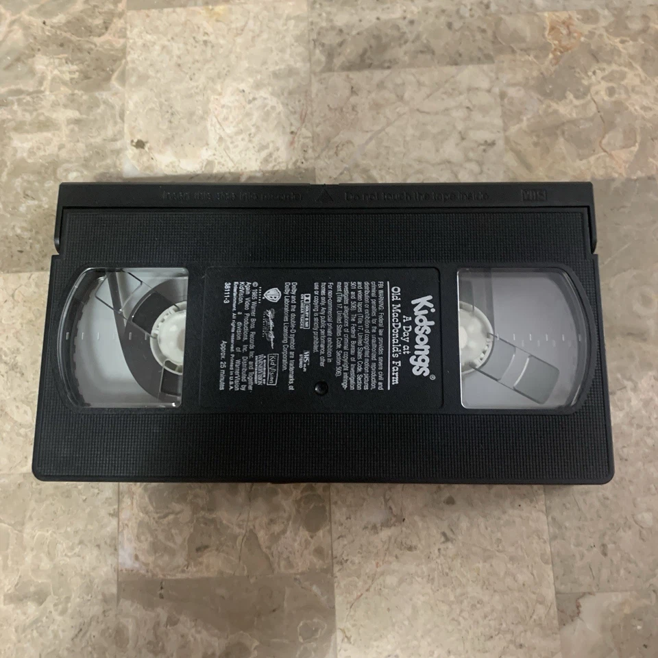 Kidsongs A Day at Old MacDonald's Farm VHS Tape 1985 Children's Video Music - Image 3 of 4