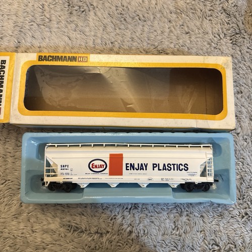 BACHMANN HO: ENJAY PLASTICS, SHPX 52701 CENTER FLOW HOPPER, WHITE, Ref M55 | Zustand: Used