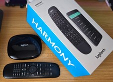Logitech Harmony Companion - Hub und Fernbedi...
