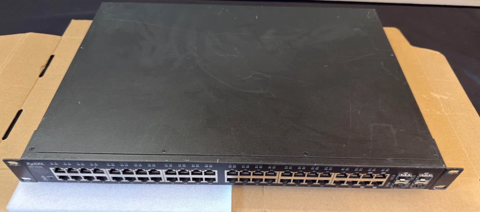 Zyxel GS1548 48-Port Gigabit Switch - Image 2 of 4