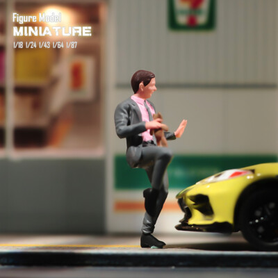 1/18 1/24 1/43 1/64 Funny Uncle Man Dance Miniatures Figure For