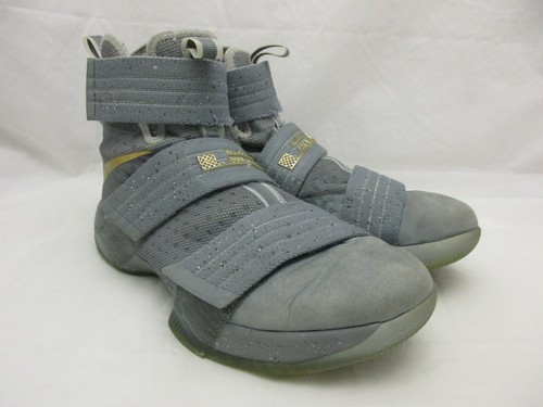 nike zoom velcro basketball shoes