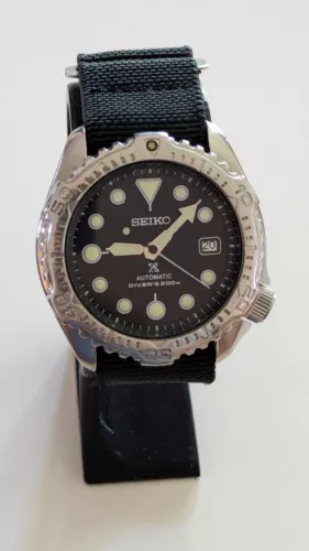 Seiko 7002-7020 SDS099 Custom Diver 200m NH35 Movement Hack Handwind