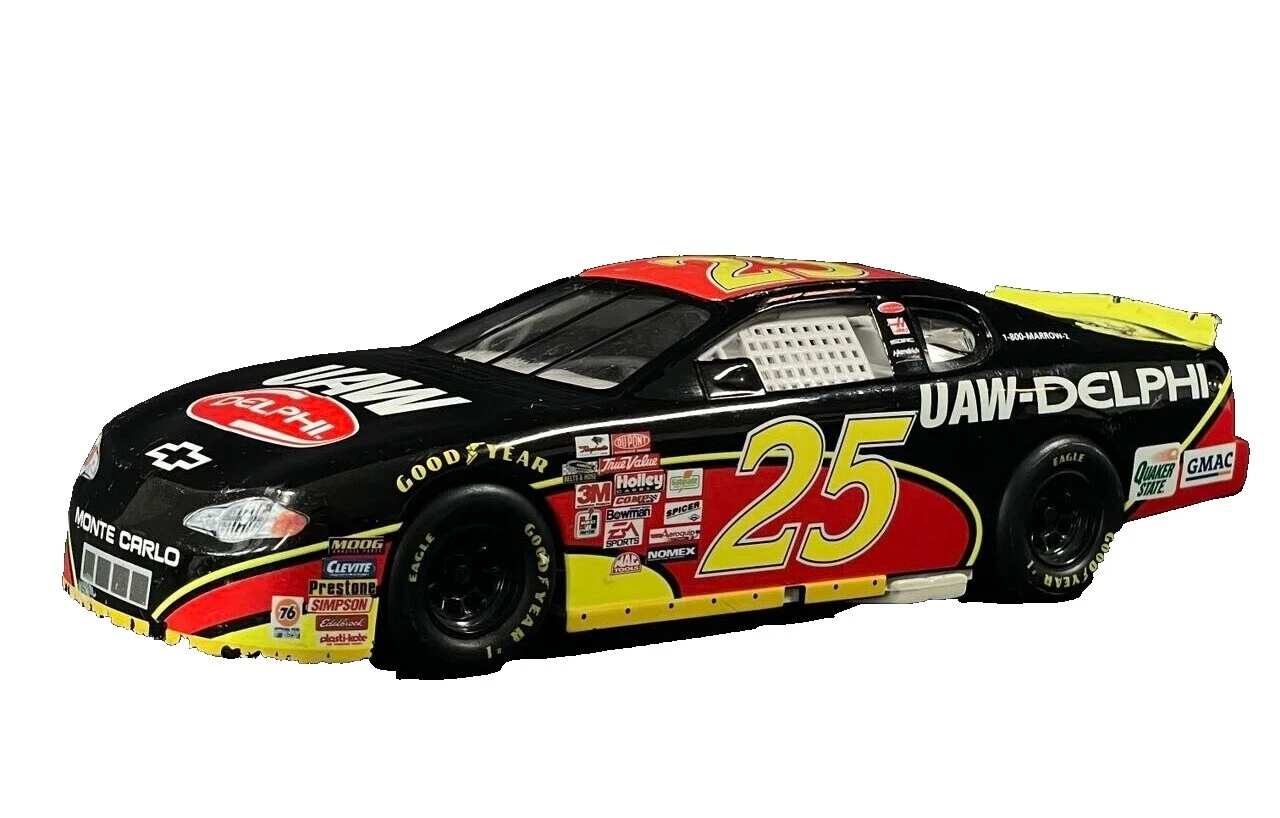 Hot Wheels Chevrolet 1:24 Diecast & Toy Vehicles