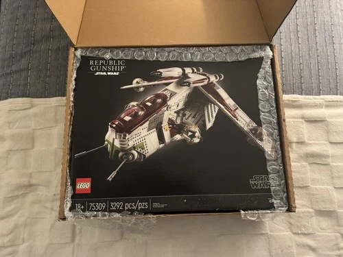 LEGO Star Wars UCS Republic Gunship 75309 **SEALED BRAND NEW!!**
