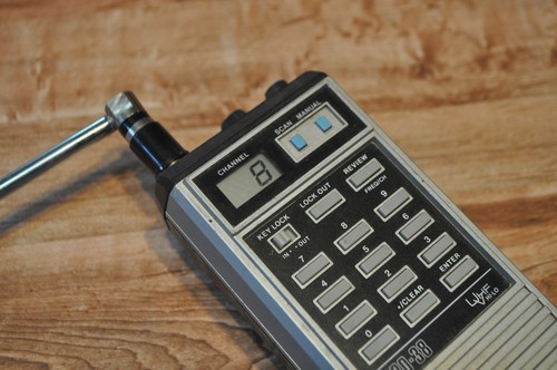  Realistic Pro-38 10 Channel  Programmable Scanner Vintage - Turns on