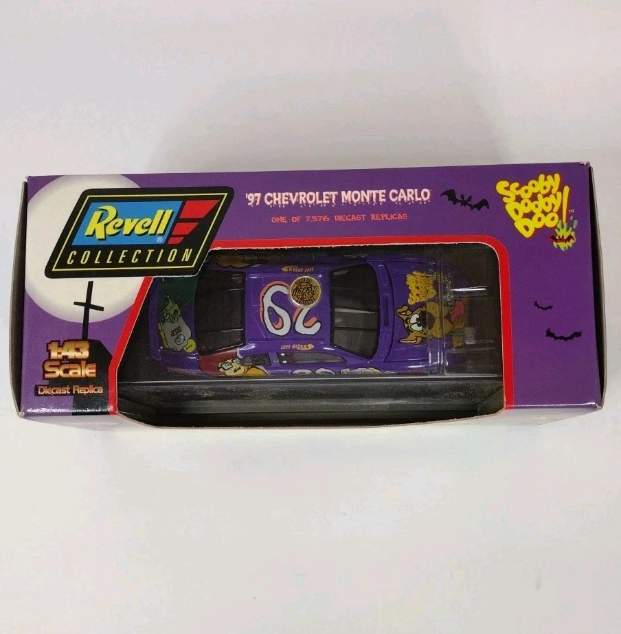 Revell 1997 Chevrolet Monte Carlo 1/43 Scooby Doo Jeff Green #29 - Image 2 of 4