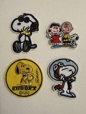 Set Of 4 - Peanuts Snoopy Embroidered Patches *Iron on or Sew On