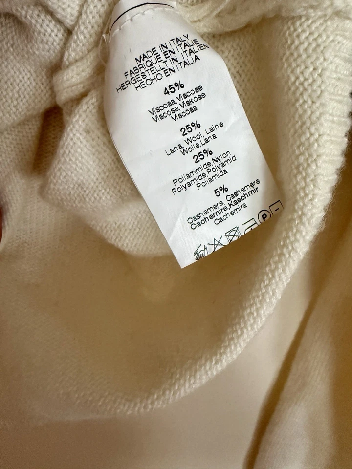 Suéter Pullover Brandy Melville Boston Tejido Talla Única Para Mujer Negro y Dorado Foto 3 de 4