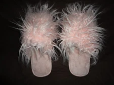 WOMENS  9  PINK FAUX FUR RHINESTONE BLING WHIMSICAL SLIPPER SCUFFS SLIDES NEW