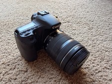 Canon EOS 60D DSLR Camera w/ 18-135mm IS Lens Joby Strap Remote Kit Crumpl Bag