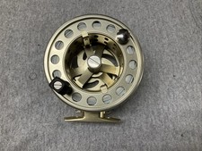 Orvis Vortex VO2 size 7/8 Large Arbor Gold Reel Excellent Condition with box