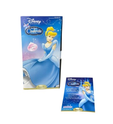 Disney 16  Cinderella Special Edition Porcelain Doll Brass Key Keepsakes 2005