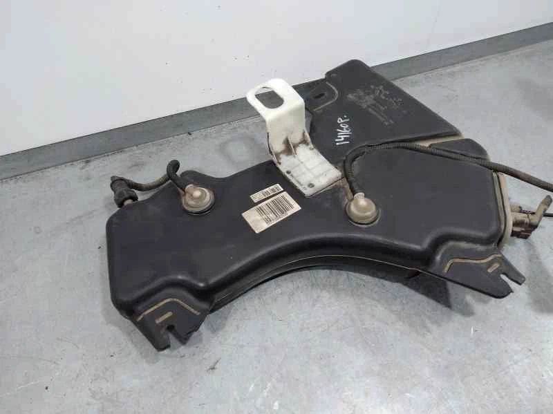 09830029900 serbatoio adblue per PEUGEOT 508 SW ALLURE 2011 4891999 Foto 2 de 4