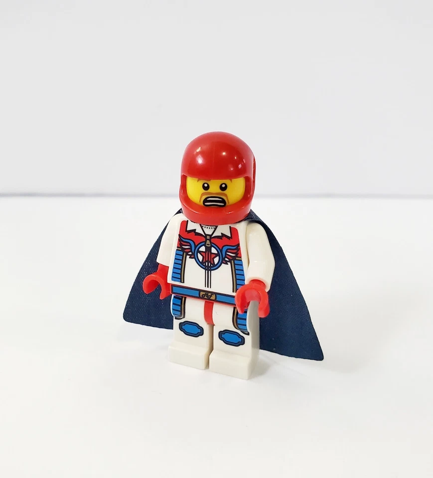 LOTE de minifiguras LEGO Toy Story - Alien & Duke Kaboom con capa y casco Foto 4 de 4