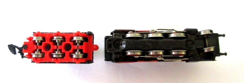 Marklin Mini-Club 8803 German Z Scale Locomotive DB 24 058 with Tender - Image 4 of 4