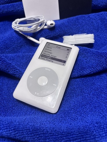 CUSTOM 4th gen IPod Classic 64gb Flash Storage, New Battery & Haptic Feedback - Picture 3 of 5