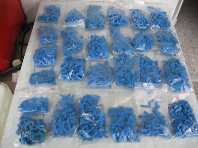 3D Buchstaben & Zahlen Kunststoff 35mm blau  1500 bis 1600 Stück