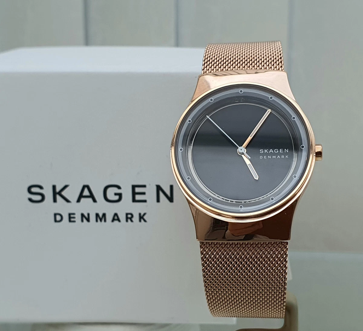 New SKAGEN SOLAR Ladies watch MESH self adjust strap RRP 290 Gift