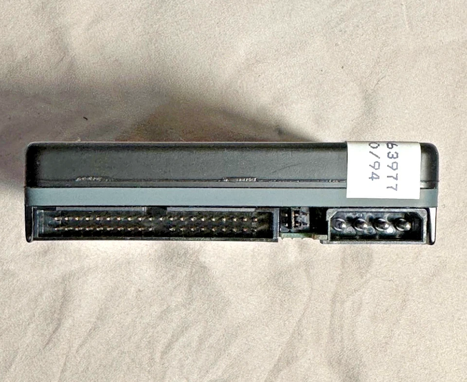 Vintage 1994 Western Digital Caviar 2540 WT261-0101672 IDE Hard Drive - Image 3 of 3