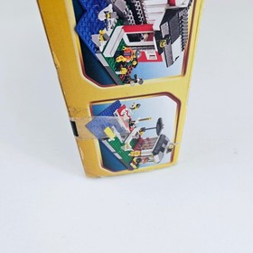 LEGO 5770 Creator 3 in 1 - Lighthouse Island - 2011 - NEW & Sealed Box Has Wear