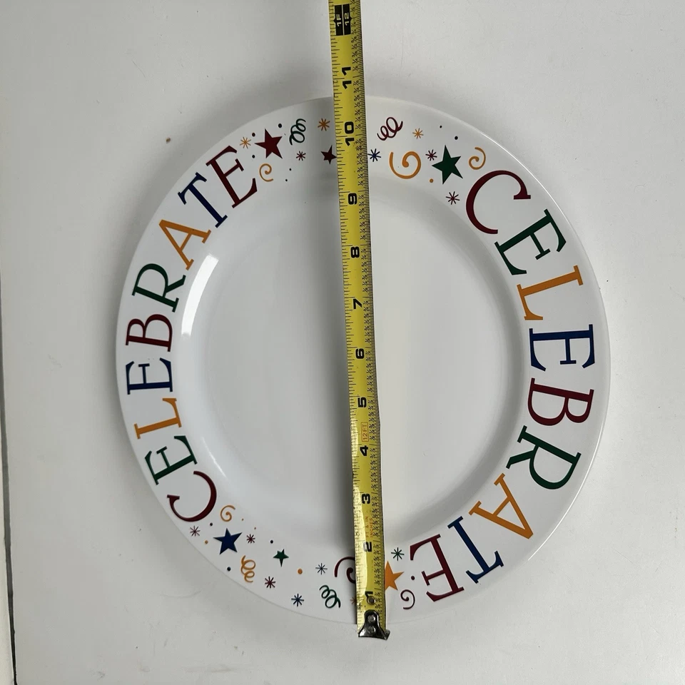 Plato de comida para fiesta de cumpleaños de chef mimado para ocasiones especiales Foto 3 de 3