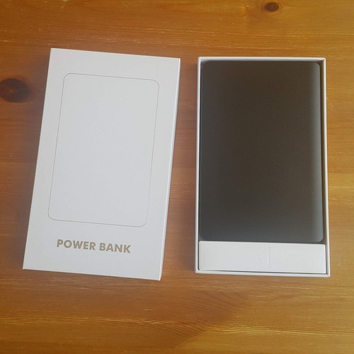 New Aluminum Extra High Power Bank 20000mAh with QC3.0 Fast Charge for Laptops - 第 10/41 張圖片