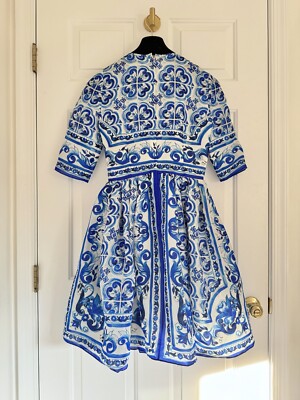 dolce gabbana blue majolica dress Dolce & Gabbana Majolica-print poplin mini dress, girls 7-8 years - BOPF
