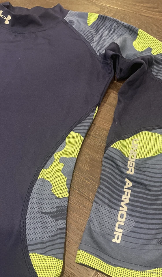 Under Armour YOUTH Med YM Infared Compression Mock Neck Shirt Navy Camo EUC - Image 3 of 4