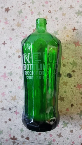 Antique 1920’s Green Glass Nehi Bottling Seltzer Soda Bottle Rockford 26 fl oz