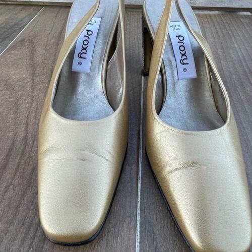 Scarpe vintage Proxy Gold Slingback made in Spain taglia 8,5 - Foto 3 di 8