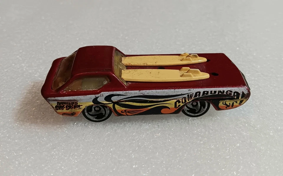 Hot Wheels ~ DEORA ~ ¡COWABUNGA! ~ con tablas de surf ~ fondo metálico Foto 3 de 4